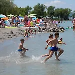 In 33519 * Balatonlelle