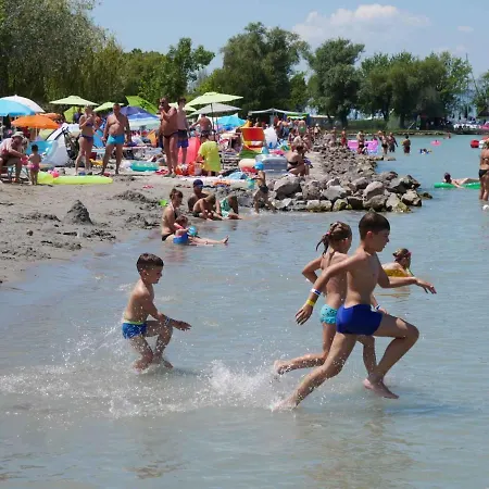 In 33519 * Balatonlelle