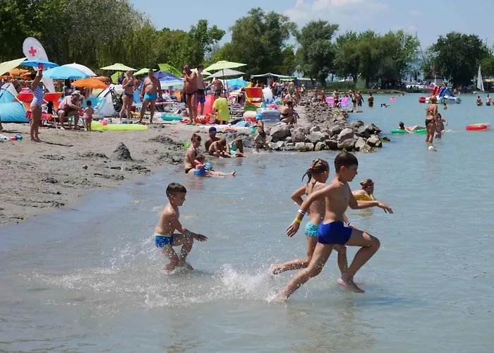 In 33519 * Balatonlelle